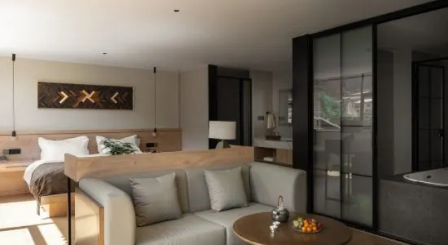 Двухместный люкс Songzhou Ancient City No.1 Courtyard · Hidden Luxury Homestay
