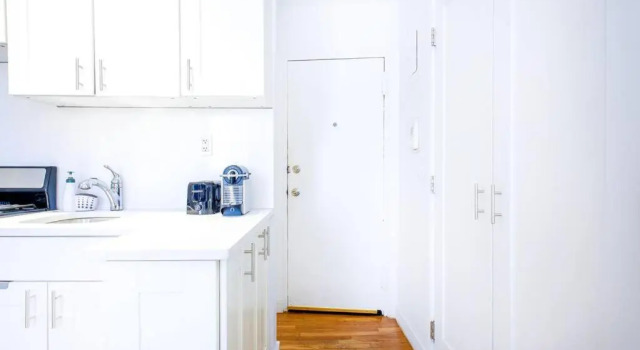 62-3b Studio Prime UES Walk to Central Park