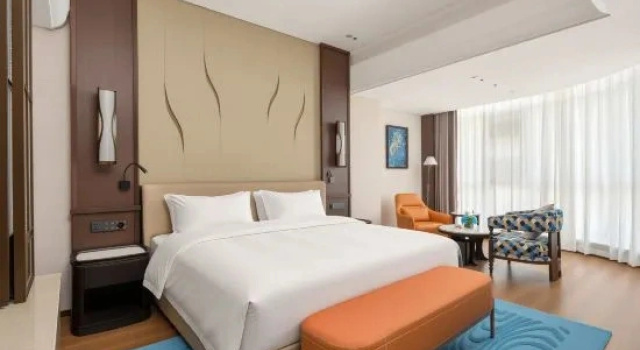 Suite 1 Schlafzimmer mit Flussblick Yintian Hotel