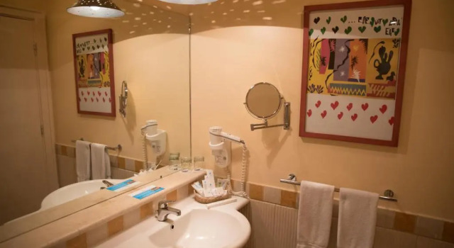 Номер Deluxe Marina Plaza Hotel, Tala Bay