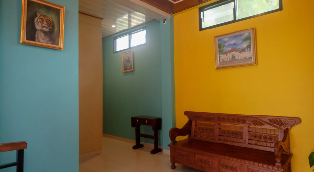 Sans Hotel Kumbang Yogyakarta by RedDoorz, Book Hotel Hotels in Umbulharjo with Parking, Parking