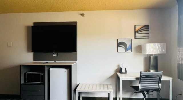 Номер Deluxe Coratel Inn and Suites By Jasper Eagan ST Paul Airport & Mall of America