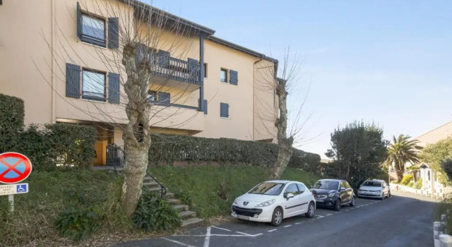 Charming studio with terrace at 200 m from the beach in Anglet - Welkeys, Забронировать Отель Англе French Basque Country
