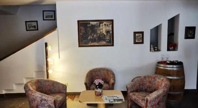 Hotel Eden Guesthouse, Забронировать Отель Отели Марленго с завтраком, Завтраки