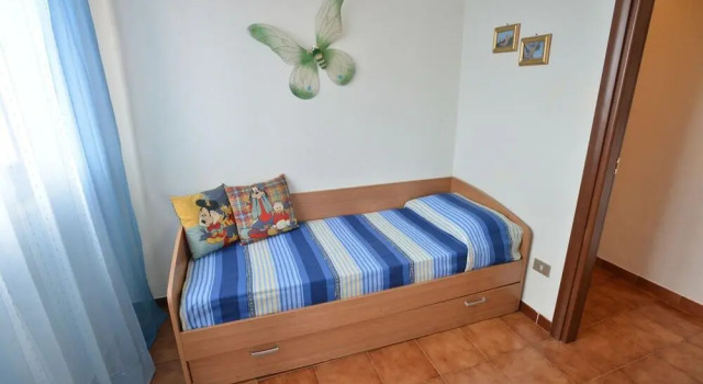 IzzHome Pula Crispi