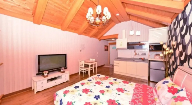 Geojedo Birds Hill Pension, Забронировать Отель Отели Кодже с бассейном, Бассейн