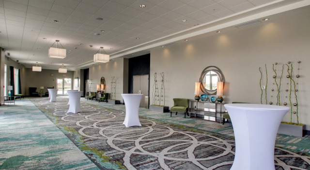Holiday Inn & Suites Peoria At Grand Prairie by IHG, Забронировать Отель Отели Иллинойс 3 звезды, 3*
