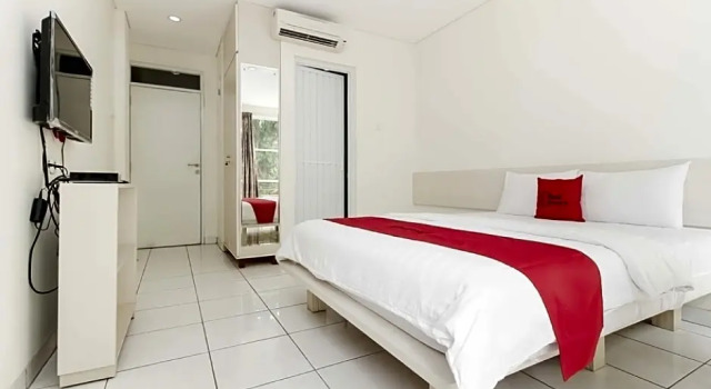 Номер Standard RedDoorz near Pancoran