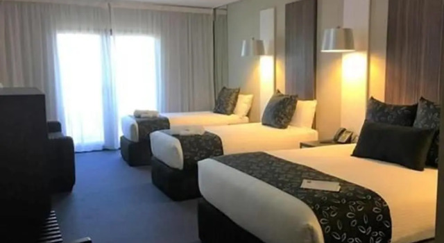 Трёхместный номер Deluxe Quality Hotel Taylors Lakes