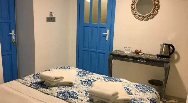 Purhayal Pansiyon, Забронировать Отель Отели в центре Сигаджик, в центре, Завтраки, Парковка