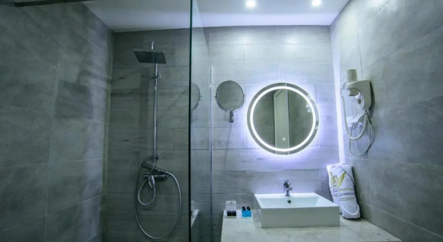 Апартаменты c 1 комнатой Suites Hôtel Les Charmilles & Spa