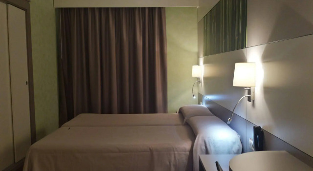 Hotel Sabiote, Забронировать Отель Отели Пинеда-де-Мар с завтраком, Завтраки