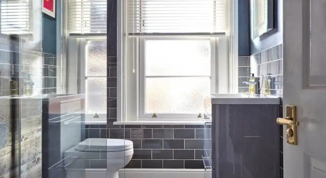 The Sunningdale  Your Apartment, Забронировать Апартаменты/квартира Отели Бристоля с парковкой, рядом с We The Curious, Парковка