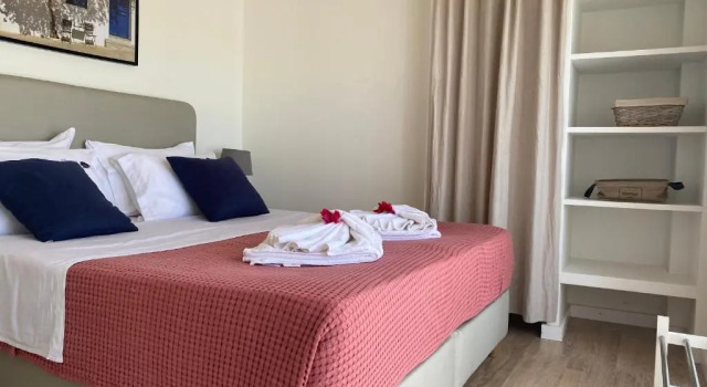 VILLAS MIRO - Luxury Villas with Direct Sea Access for 14 people, Забронировать Вилла Отели периферии Ионических островов с парковкой, Парковка