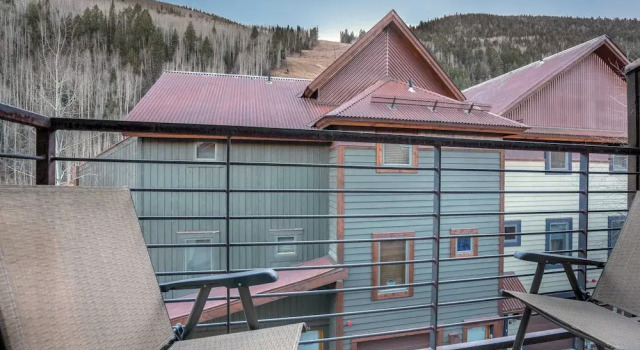 Коттедж Double Diamond 23 by Avantstay Close to Town & The Slopes!