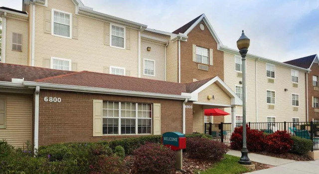 MainStay Suites Tampa Moffitt-USF, Prenota Hotel Temple Terrace Florida