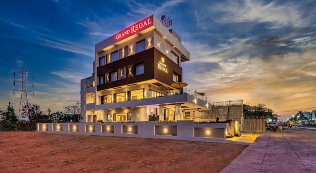 Grand Regal, Réserver Hôtel Chandoli Maharashtra