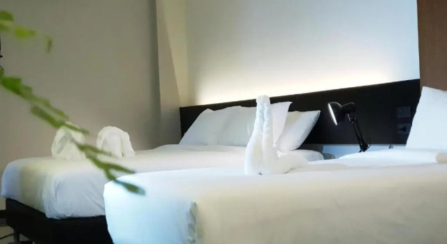 Трёхместный номер Standard Azz Hotel