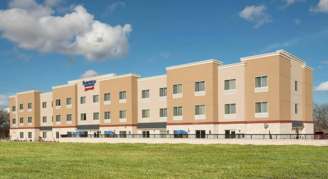 Fairfield Inn & Suites by Marriott Fredericksburg Texas, Забронировать Отель Отели Фредериксберг с завтраком, Завтраки