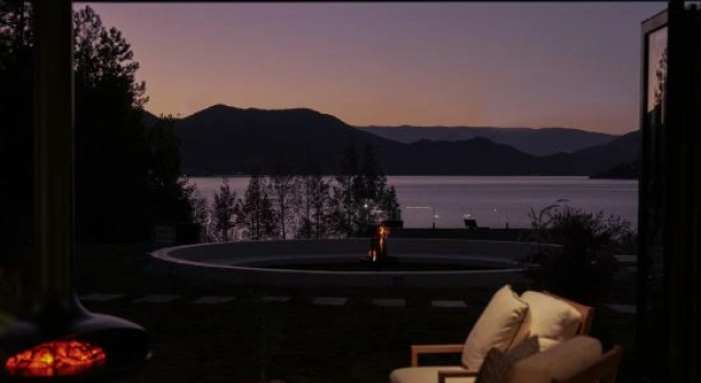 Lugu Lake Manchen Vacation Homestay, Prenota Hotel Hotel a Ninglang con parcheggio, Parcheggio