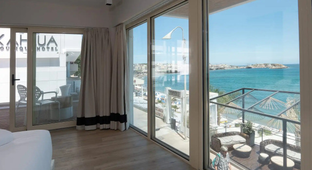 Полулюкс с видом на море Kahlua Sea View Suites - Adults Only