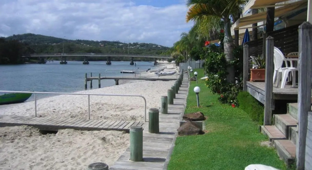 Апартаменты с 2 комнатами с видом на воду Skippers Cove Waterfront Resort