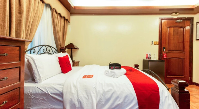 Brickwood Suites by RedDoorz, Забронировать Отель Манила 