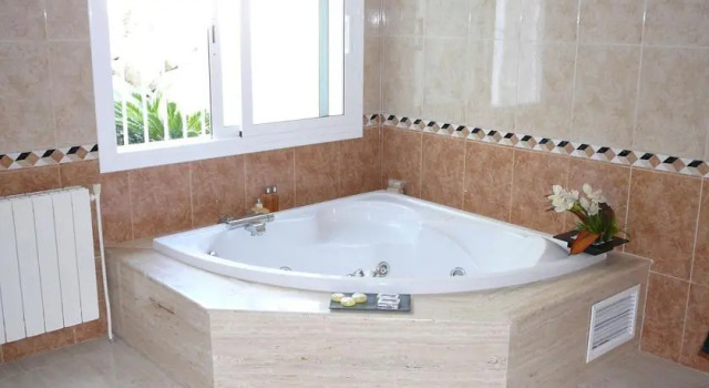 Villa Alella Sea Views, Prenota Villa Alella 