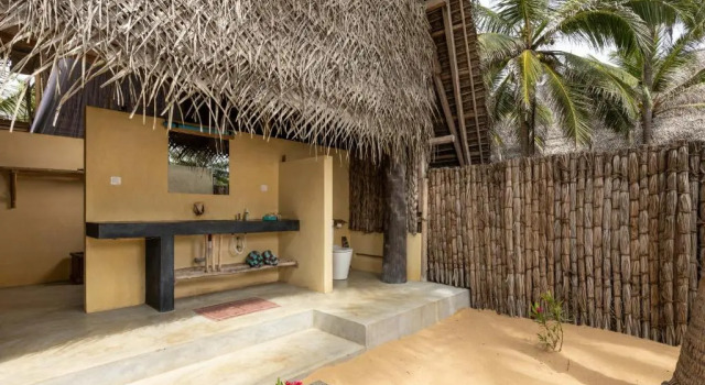 Вилла рядом с пляжем Elements Beach & Nature Resort