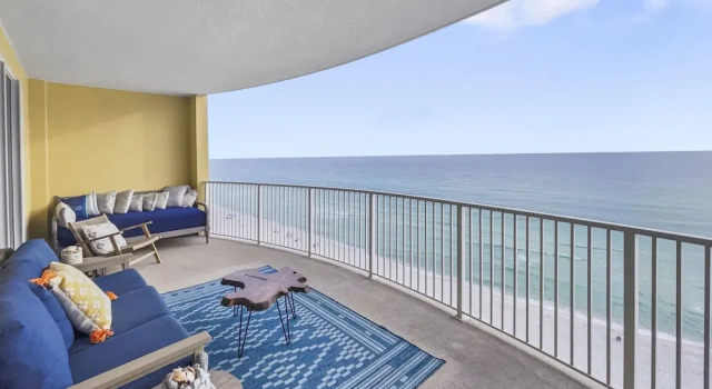 Номер Standard с 2 комнатами Emerald Isle 2 Bedroom Condo by RedAwning