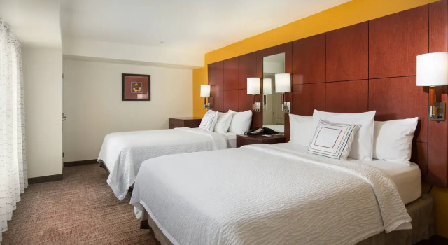 Четырёхместный люкс c 1 комнатой Residence Inn by Marriott Dayton Vandalia