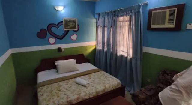 Townhall Hotel & Suites, Book Hotel Ikeja 