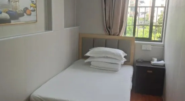 Номер Economy Shanghai Binhua Hotel