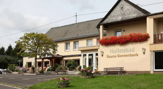 Hotel zur Katz, Забронировать Отель Хальзенбах Хунсрюк