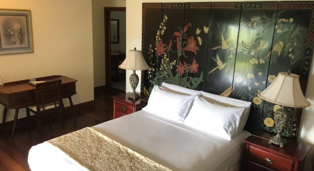 Manzaralı Balkonlu Lüks çift kişilik oda Daintree Manor Bed & Breakfast
