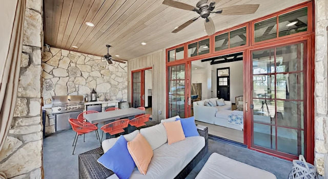 Luxury W/ Private Hot Tub & Outdoor Kitchen 3 Bedroom Home, Забронировать Отель Лаго-Виста Texas Hill Country