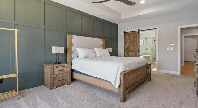 Accessible Lakeside Luxury at the 45mm w/ Private Dock, Sunset Views & More