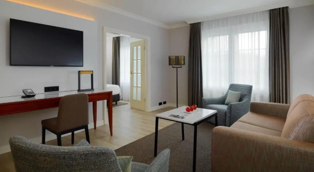 Люкс Courtyard by Marriott Hamburg Airport