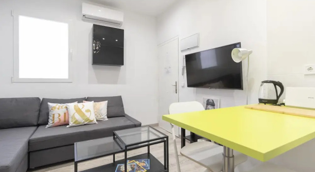Dobo Homes Ronda De Valencia Apartment, Забронировать Апартаменты/квартира Арганзуэла Мадрид, рядом с Дом-музей Лопе де Вега