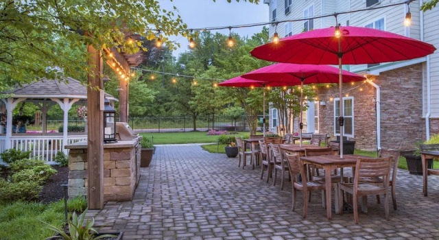 Люкс TownePlace Suites by Marriott Clinton at Joint Base Andrews
