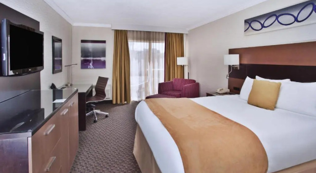 Номер Standard Radisson Hotel Sudbury