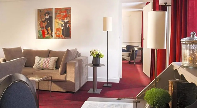 Люкс Hotel Moliere