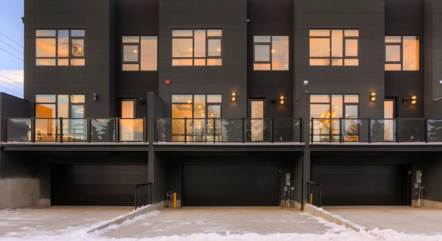 New Luxury Townhome 27, Prenota Casa vacanze Northwest Edmonton Edmonton