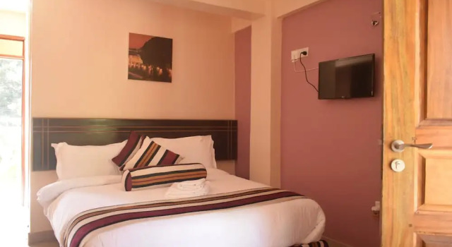 Eleon Inn Hotel