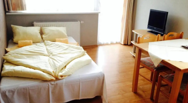 Апартаменты c 1 комнатой с балконом и с видом на озеро Appartement Alpensee
