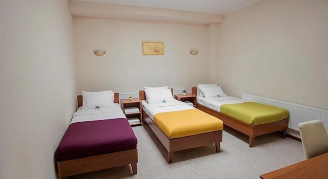Kapu$ta Hotel, Boek Hotel Hotels in Kharkiv met ontbijt, Ontbijt