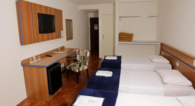 Трёхместный номер Standard Modena Hotel