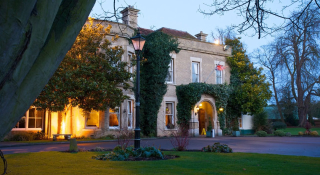 Woodland Manor Hotel, Забронировать Отель Отели Бедфордшир 3 звезды, 3*