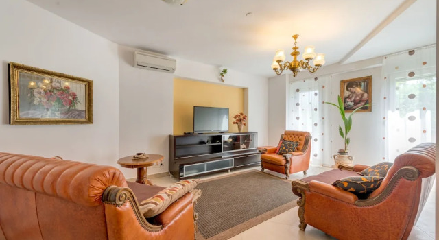 Apartments Mariot
