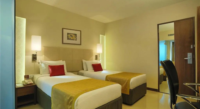 Двухместный номер Deluxe Grand Mercure Vadodara Surya Palace